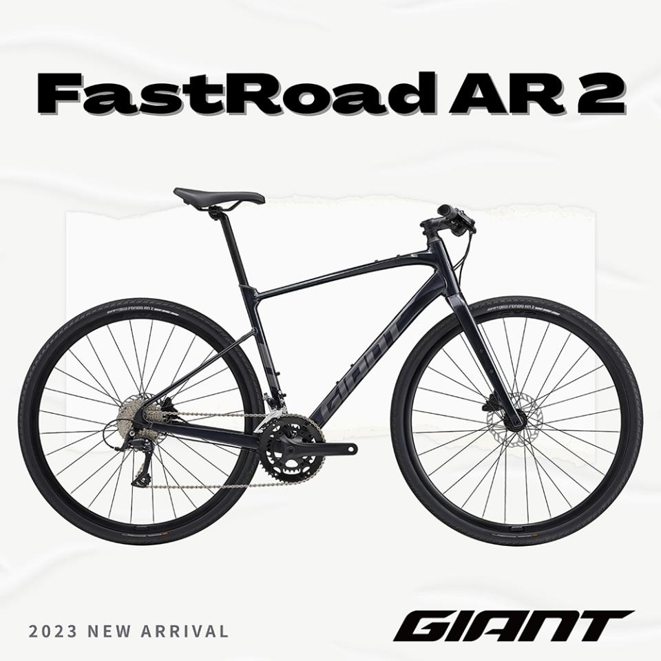 ▲GIANT FASTROAD AR 2 極速平把鋁合金公路自行車，具全路能力。（圖片來源：Yahoo購物中心）