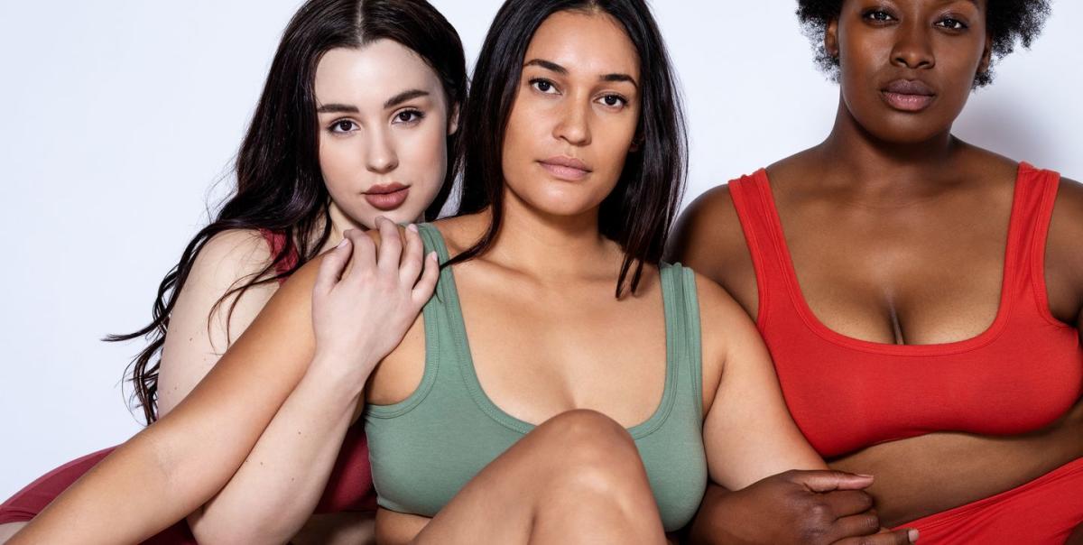 ELLE Magazine (US) on X: There Are 7 Different Types of Boobs in
