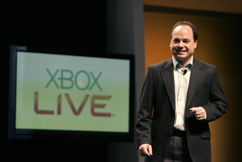 Microsoft XBox Live executive John Schappert gives his keynote address at the Game Developers Conference in San Francisco, California, February 20, 2008. REUTERS/Robert Galbraith (UNITED STATES) - GM1DXHSBVGAA