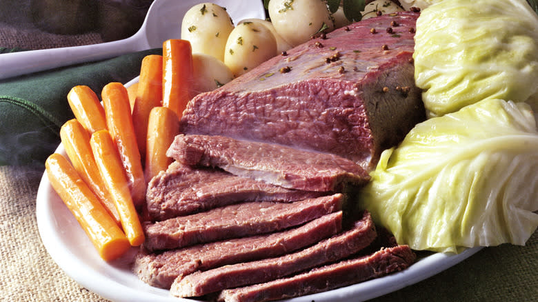 Corned beef in between vegetables 