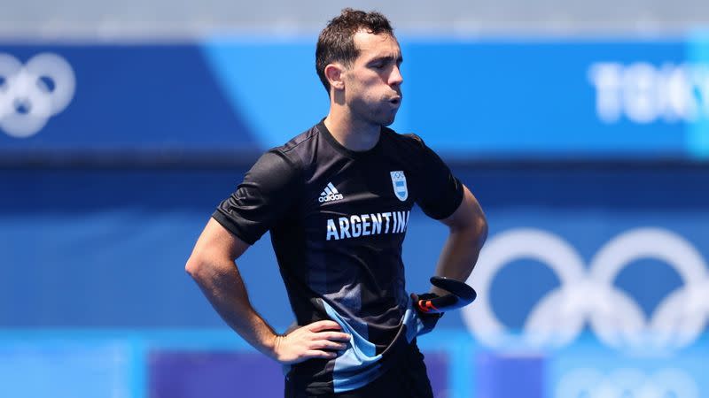 Foto del domingo del jugador Diego Paz de Argentina durante la derrota de su equipo ante Alemania.