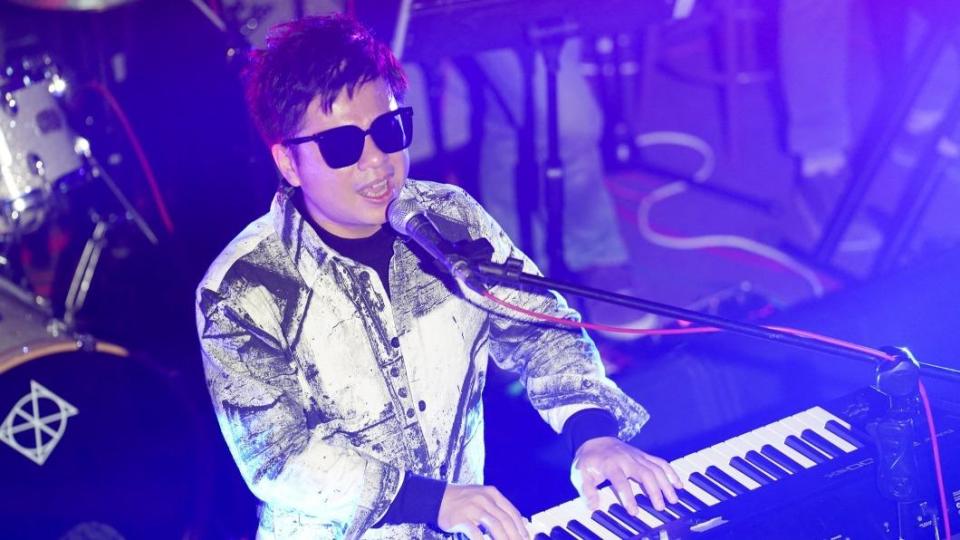 「鋼琴詩人」王俊傑今年首度入圍台語歌王。（圖／翻攝自王俊傑臉書）