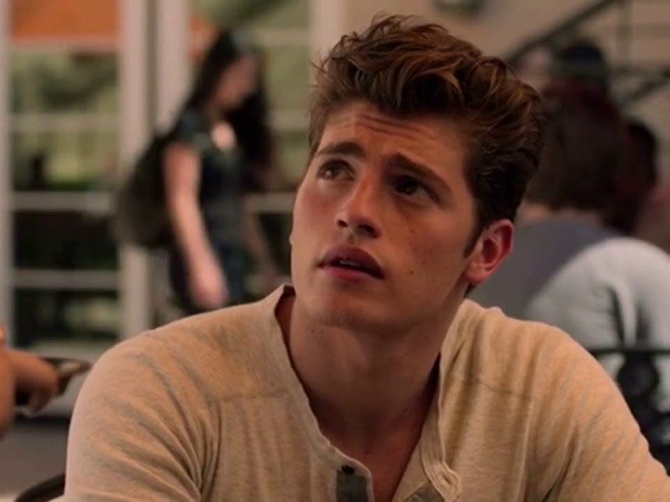 gregg sulkin chase marvels runaways