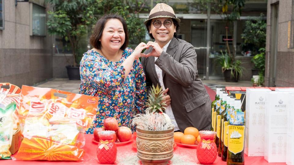 許傑輝（右）和鍾欣凌的合作《我的婆婆怎麼那麼可愛》演出備受好評。（圖／齊石提供）