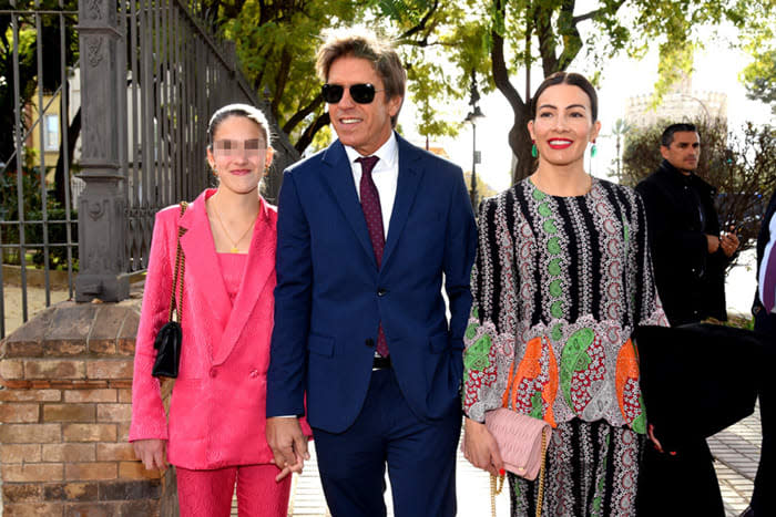 Manuel Díaz El Cordobés con su esposa y su hija Triana