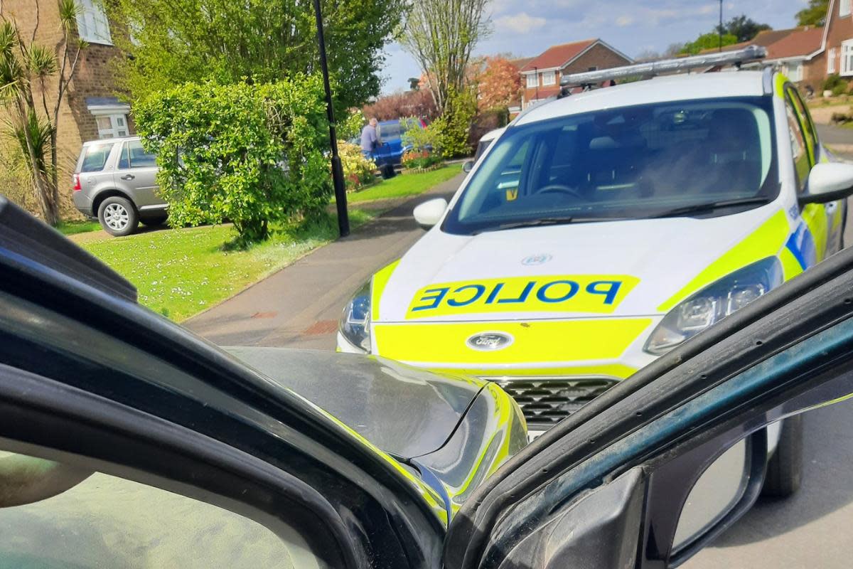 Police on Hefford Road in East Cowes <i>(Image: IW Police)</i>