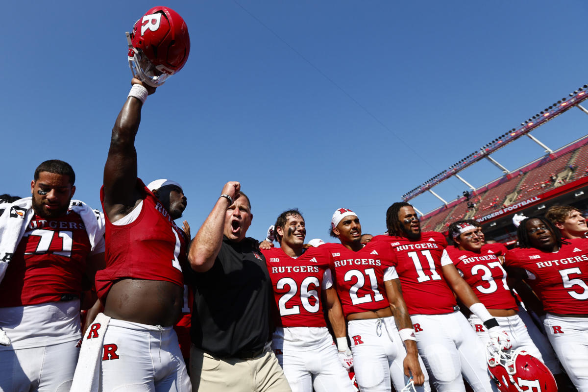 De seizoensopener van het Rutgers-voetbal schoof op vanwege een wijziging in het schema van de Big Ten