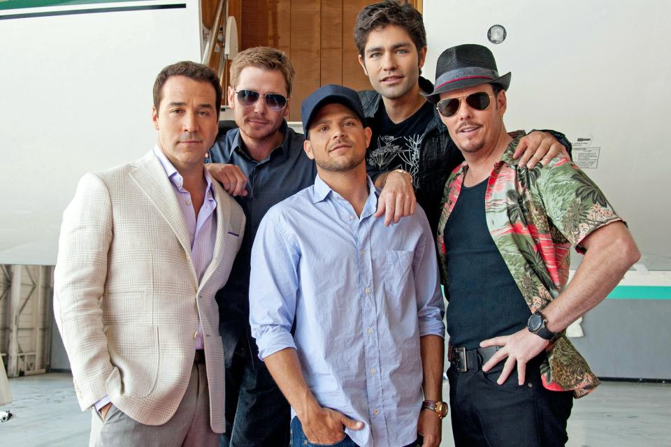 Jeremy Piven, Kevin Connolly, Jerry Ferrara, Adrian Grenier, and Kevin Dillon on 'Entourage'