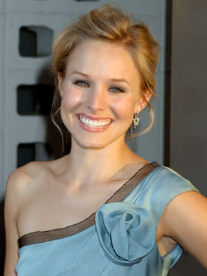 Kristen Bell at the Hollywood premiere of The Weinstein Company's Clerks II