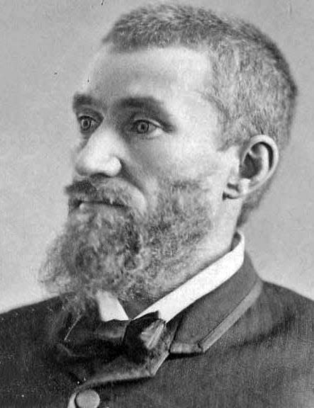 Charles Guiteau, born in 1841 in Freeport, Illinois, grew up to become a member of a New York-based religious commune named Oneida. In July 1881, Guiteau mortally shot U.S. President James A. Garfield, an Ohioan who died a few months later from his injuries.