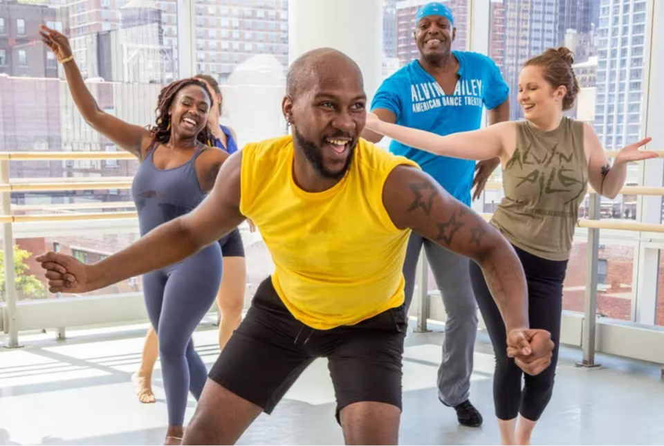 O’Shae Sibley with fellow students from the the Ailey Extension dance school in Manhattan (Whitney Brown / Alvin Aliey)