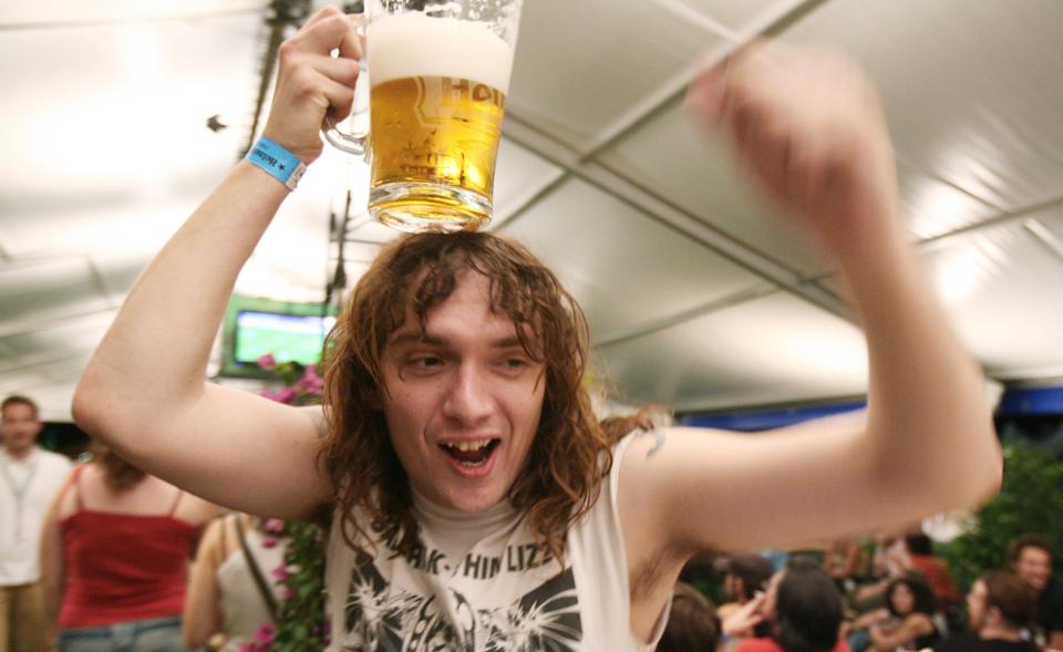 Justin Hawkins in 2006. (Photo: Giuseppe Cacace/Getty Images)