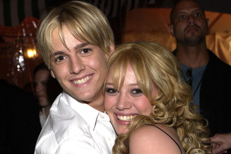 Aaron Carter & Hilary Duff (Photo by Lester Cohen Archive/WireImage)