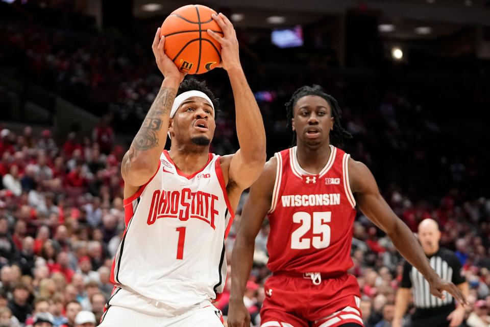 Ohio State's Roddy Gayle Jr. (1) and Bruce Thornton (not pictured) have combined to go 10 of 49 (.204) from 3-point range over the past five games.