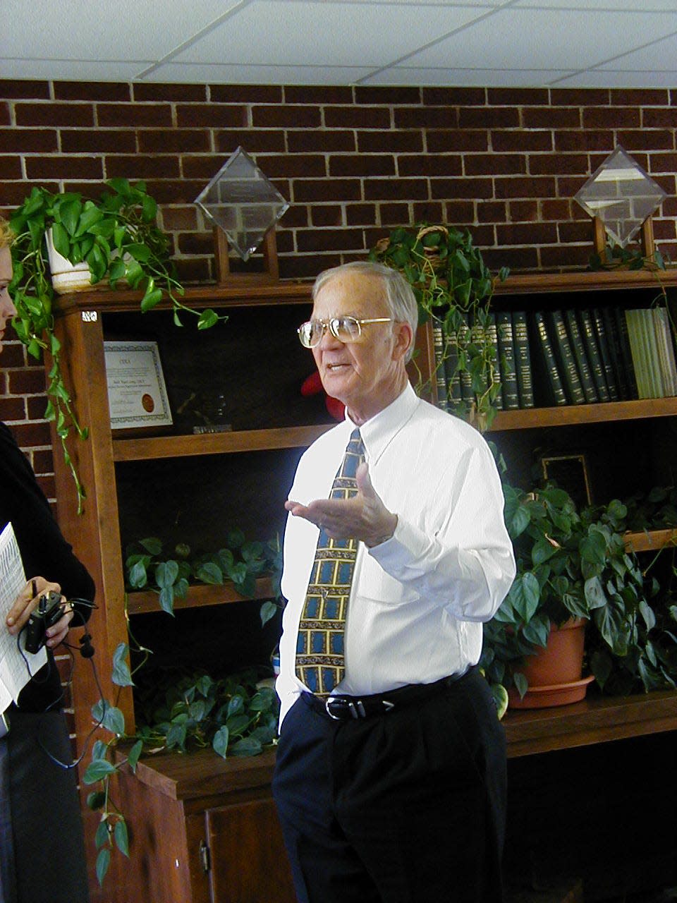 Former state representative Dewey Hill, seen here in 2004, has passed away at age 97.