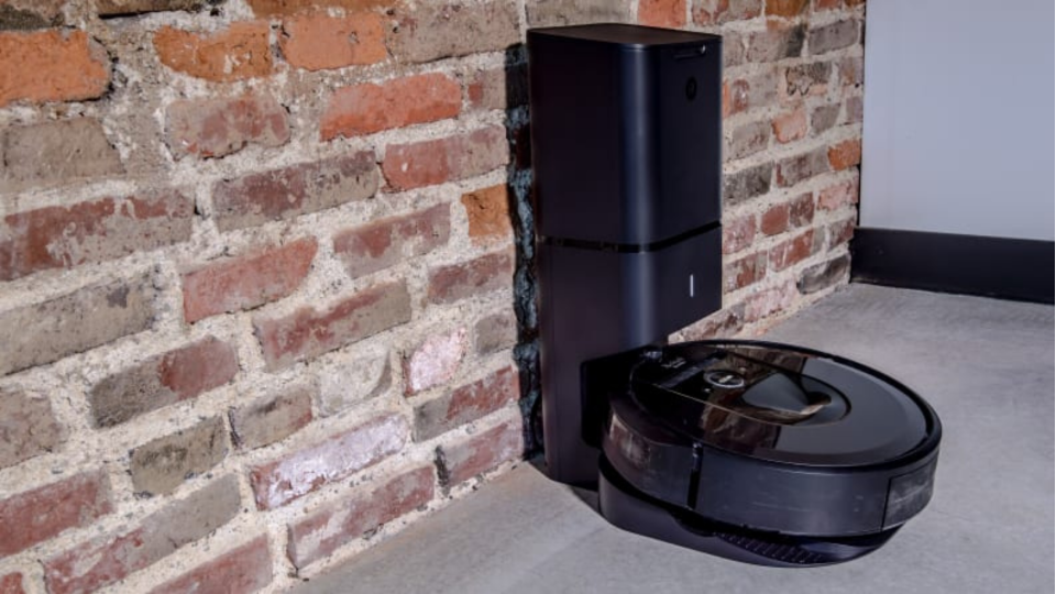 The Roomba i7+ is the ultimate hands-off robot vacuum, because of its docking station where it will self-dispose of trash so that you won’t need to empty it yourself before it goes back to cleaning.