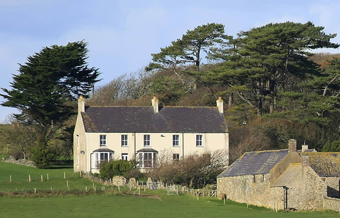 kate-middleton-william-Anglesey-farmhouse
