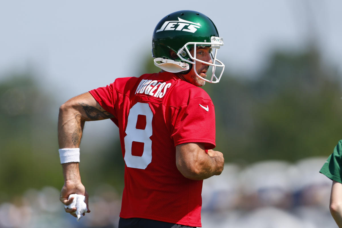 Jets QB Aaron Rodgers unlikely to play this preseason as he returns from torn Achilles