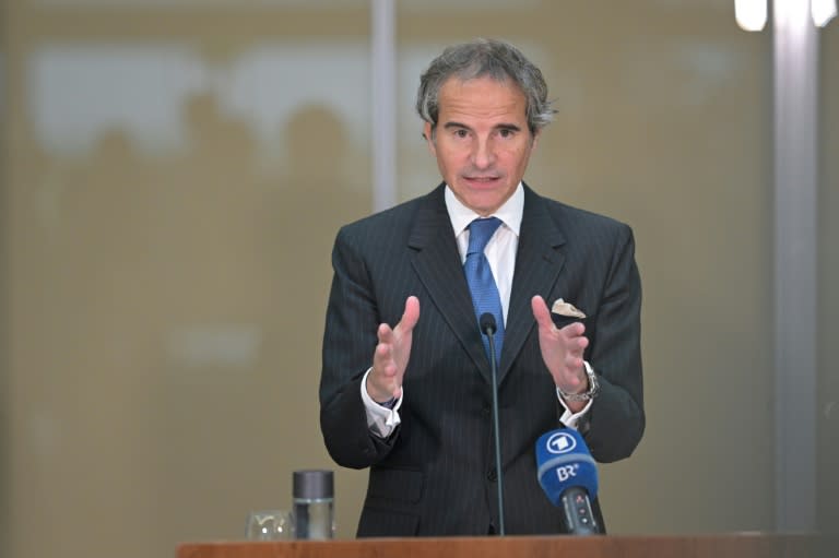 Le chef de l'Agence internationale de l'énergie atomique (AIEA), Rafael Grossi, lors d'une conférence de presse à l'aéroport international de Vienne, le 7 mai 2024 (Joe Klamar)