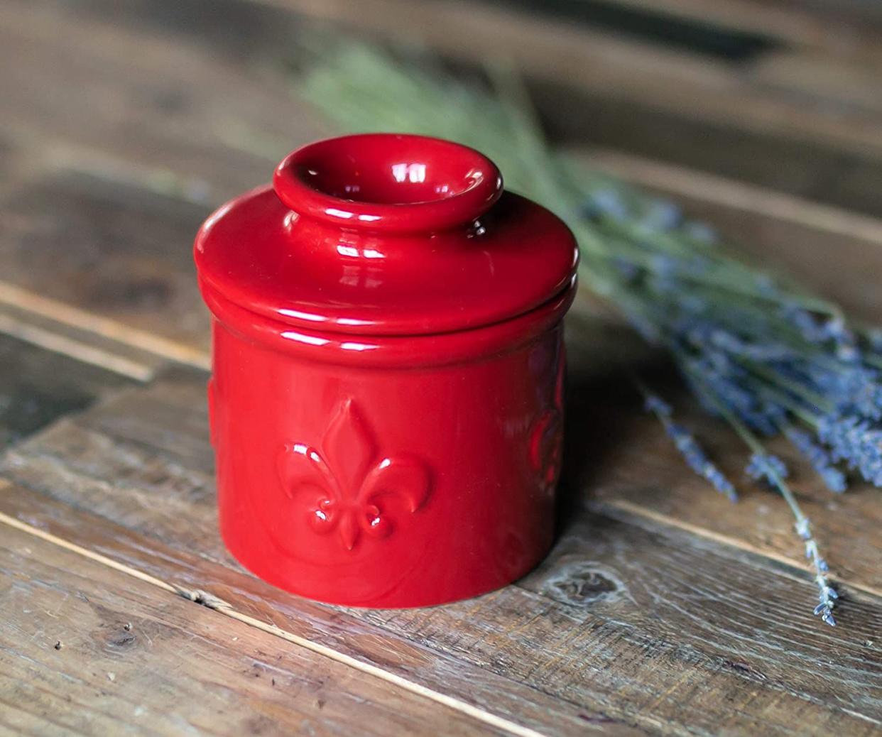 Butter Bell - The Original Butter Bell Crock by L Tremain, Fleur de Lis Collection (Cerise)