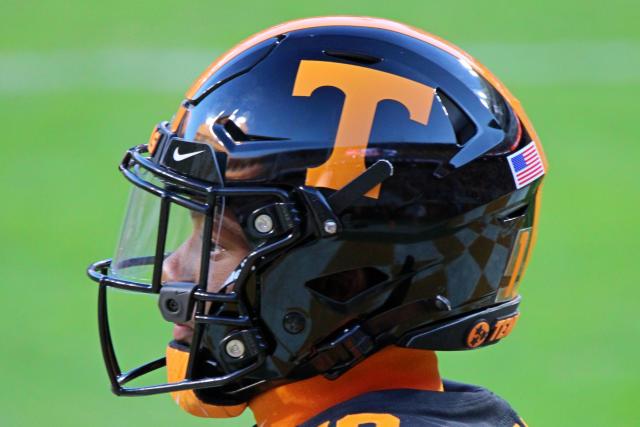 Tennessee to debut orange helmets at South Carolina