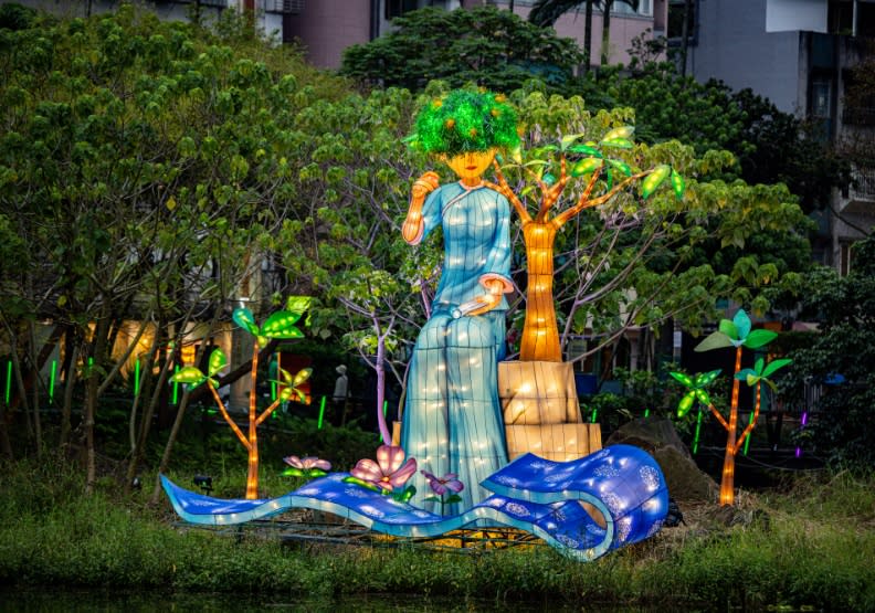 源展區「島上的女人樹」。取自台北市觀光傳播局官網。