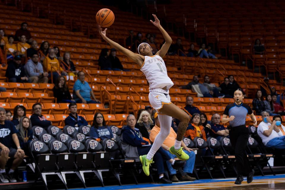 UTEP's N'Yah Boyd (11) catches the ball at a women's basketball game against FAU Saturday, Feb. 25, 2023, at the Don Haskins Center in El Paso.