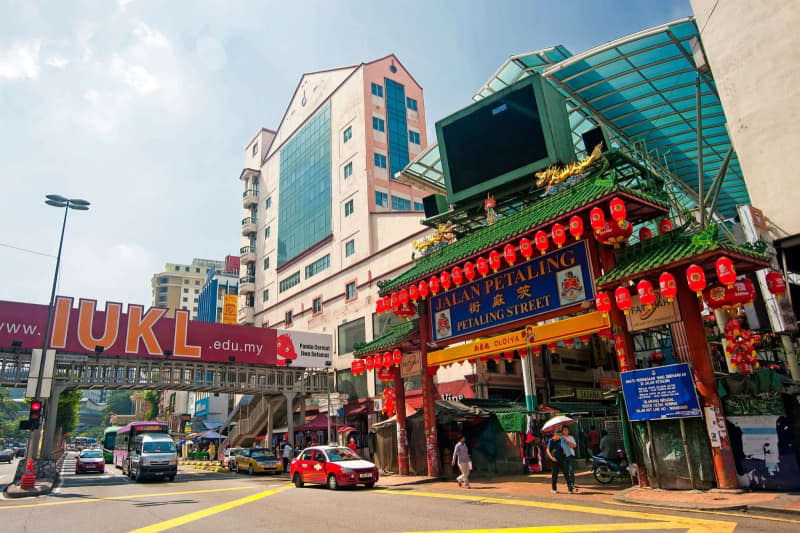 The entrance to Petaling Street, the centre of Kuala Lumpur's Chinatown. Ikramismail/Tourism Malaysia/dpa