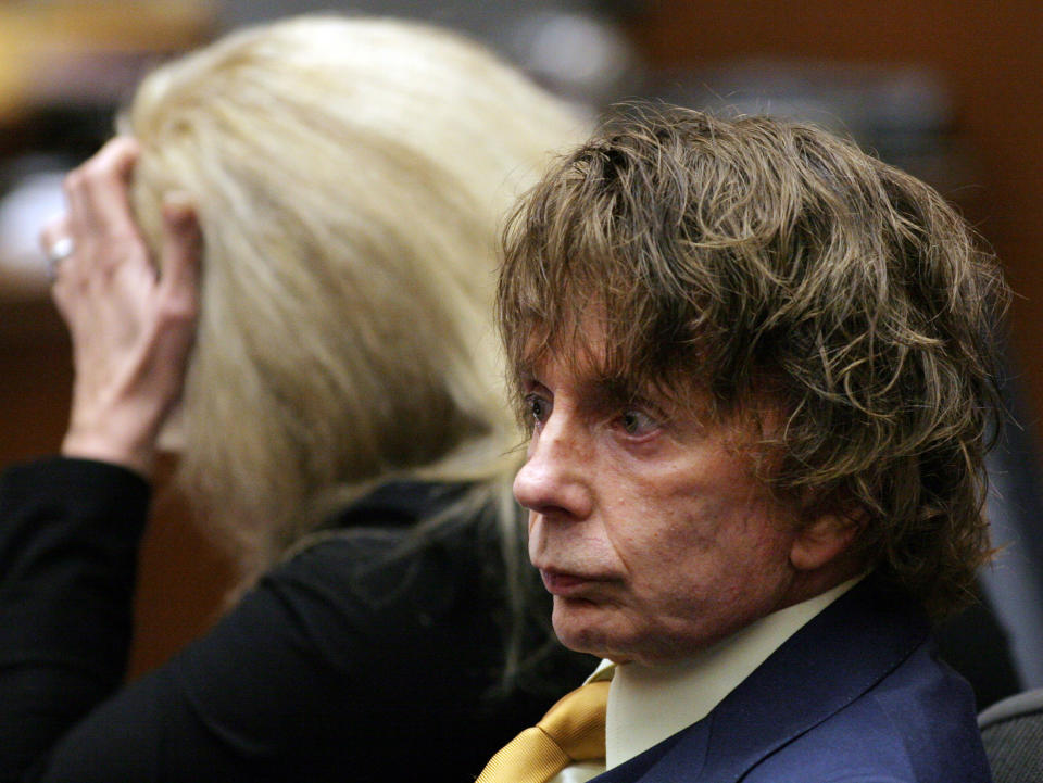 Defendant Phil Spector attends a hearing in his murder trial in Los Angeles Superior Court in Los Angeles California September 19, 2007. Spector is accused in the fatal shooting of actress Lana Clarkson in his home in February 2003. REUTERS/Gabriel Bouys/Pool (UNITED STATES)