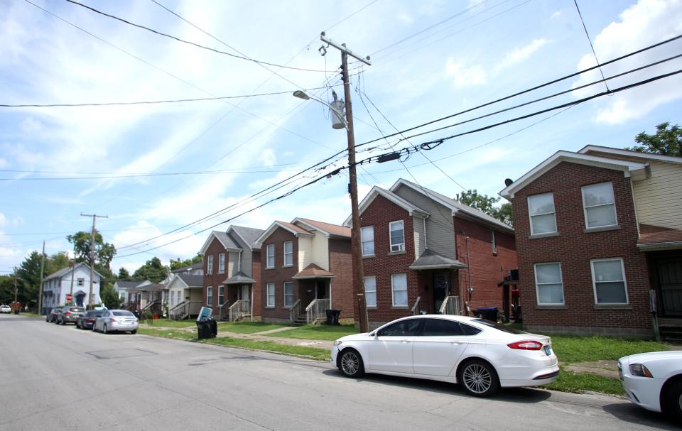 A lack of trees provides little shade at 25th and St. Xavier Streets in Jefferson County.
Aug. 8, 2023