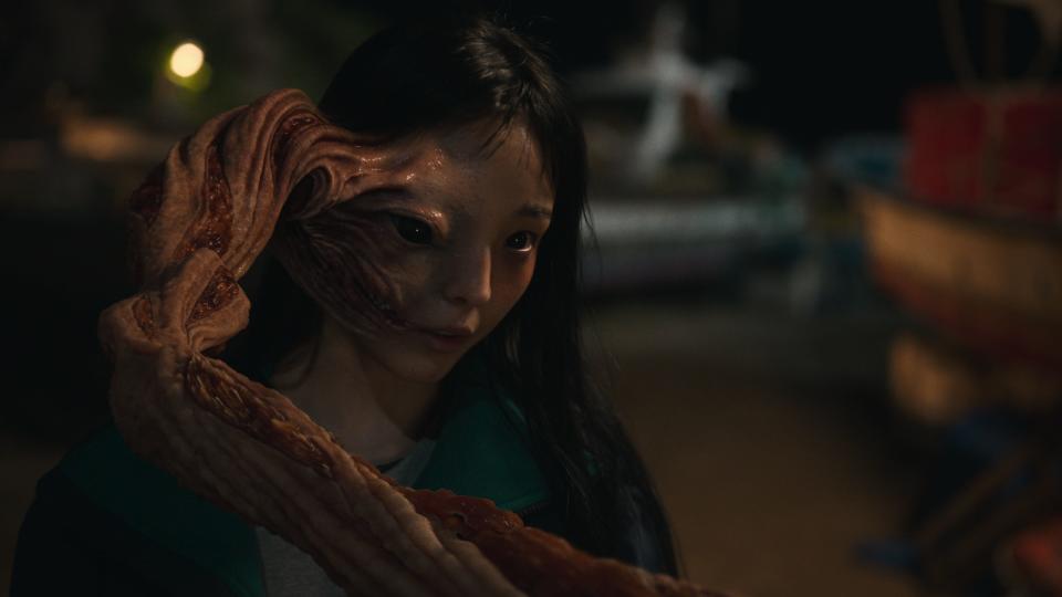Production still image from the Netflix series "Parasyte: The Grey".