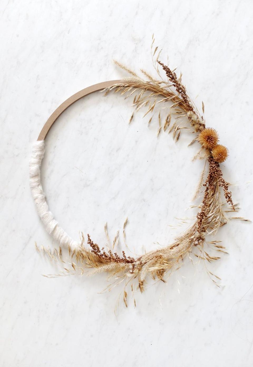 Minimalist Dried Grass Wreath