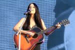 Kacey Musgraves at Lollapalooza 2019, photo by Heather Kaplan