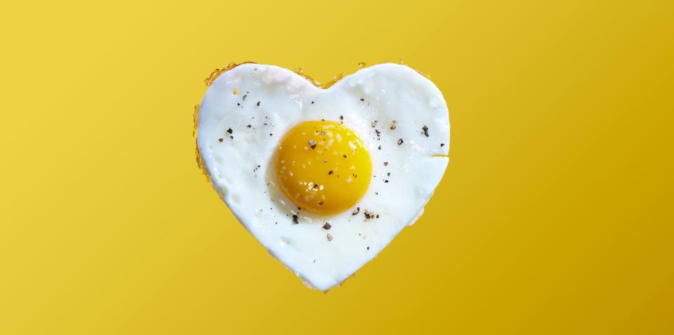 The yolk of one large egg contains nearly <a href="https://fdc.nal.usda.gov/fdc-app.html#/food-details/171287/nutrients">200 milligrams</a> of cholesterol. (Photo: Maren Caruso via Getty Images)