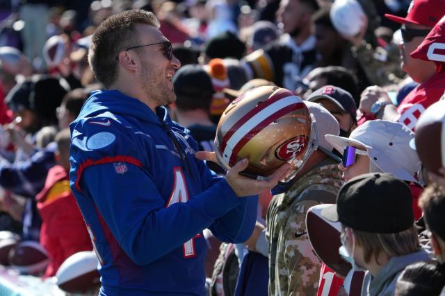 PHOTOS: Russell Wilson At The 2022 Pro Bowl