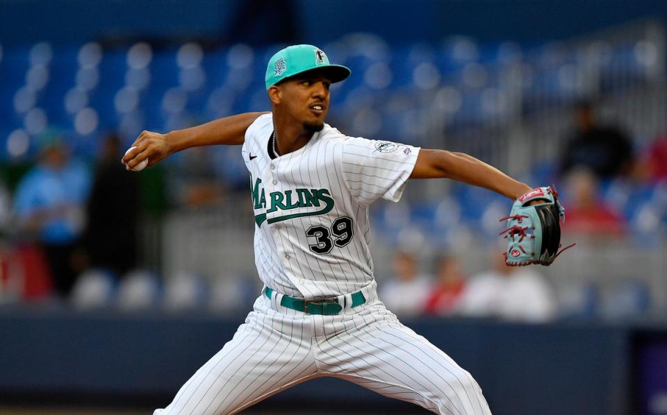 ROJOS-MARLINS (AP)