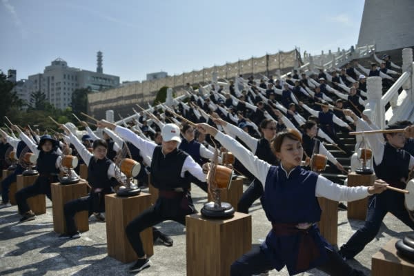 不分國度齊浴佛  外籍生響應祈福