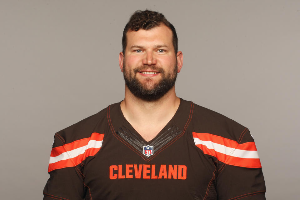 An MRI confirmed that Browns left tackle Joe Thomas suffered a torn triceps on Sunday. (AP)