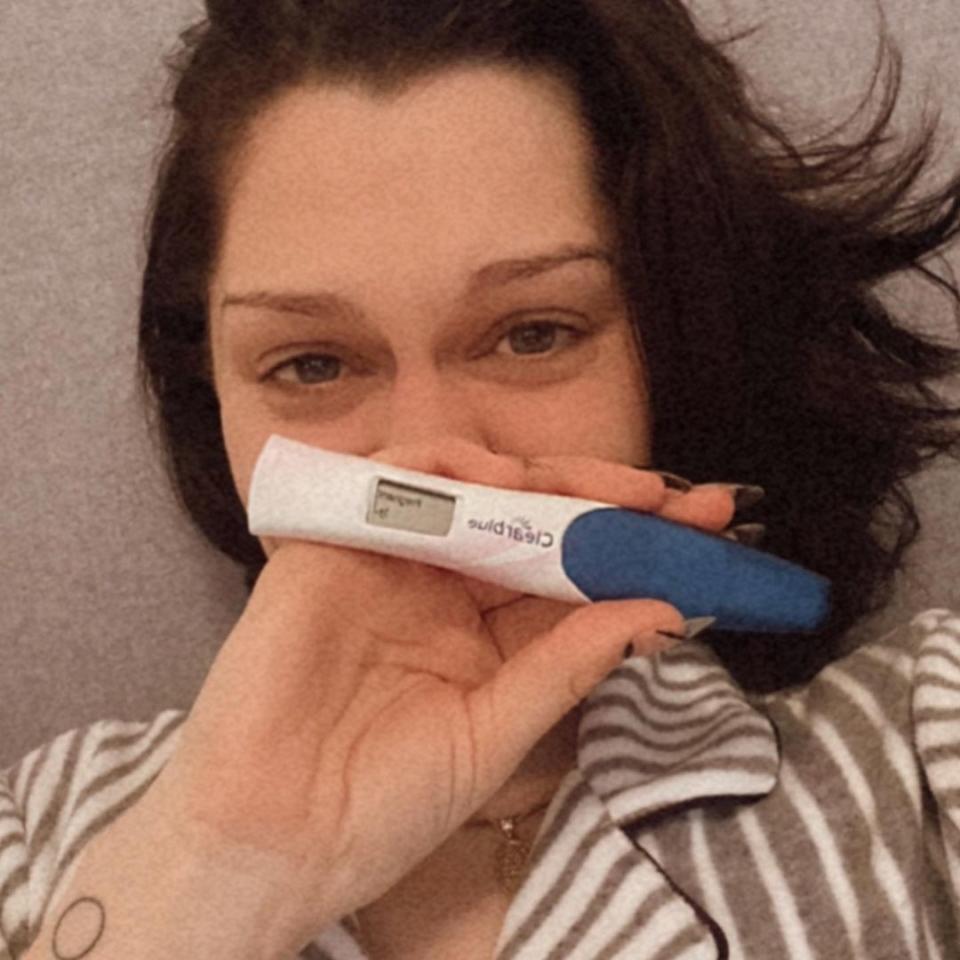 Jessie J holding a pregnancy test. Photo: Instagram/jessiej.