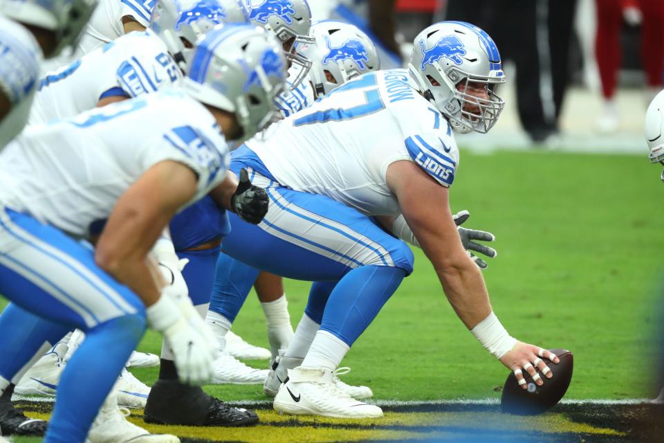 Detroit Lions center Frank Ragnow plays against the Arizona Cardinals in the first quarter Sept. 27, 2020 in Glendale, Ariz.