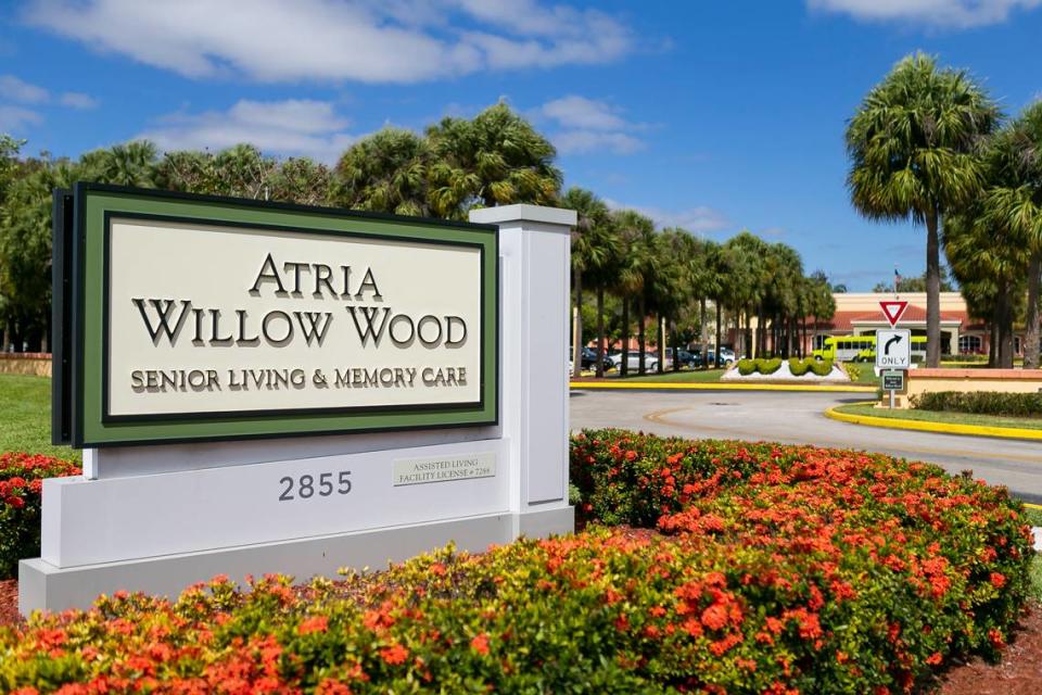 An outside view of Atria Willow Wood in Fort Lauderdale on Saturday, March 28, 2020. There have been seven deaths linked to COVID-19 at the assisted living facility in Broward.