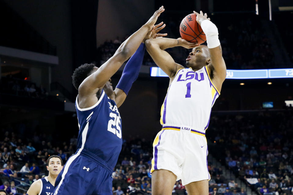 <p>LSU Tigers guard Javonte Smart (1) shoots the ball as Yale Bulldogs guard Miye Oni (25) defends in the first round of the 2019 NCAA Men’s Basketball Tournament held at VyStar Veterans Memorial Arena on March 21, 2019 in Jacksonville, Florida. (Photo by Matt Marriott/NCAA Photos via Getty Images) </p>