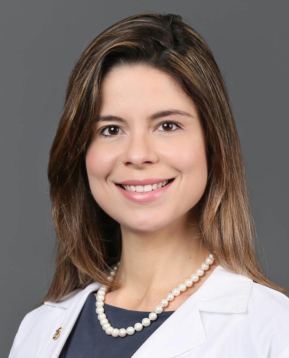 Dr. Naiara Abreu Fraga Braghiroli, a dermatologist at Miami Cancer Institute, Baptist Health South Florida.