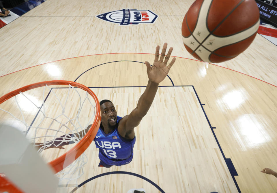 Bam Adebayo試圖封阻對手。（Photo by Ethan Miller/Getty Images）