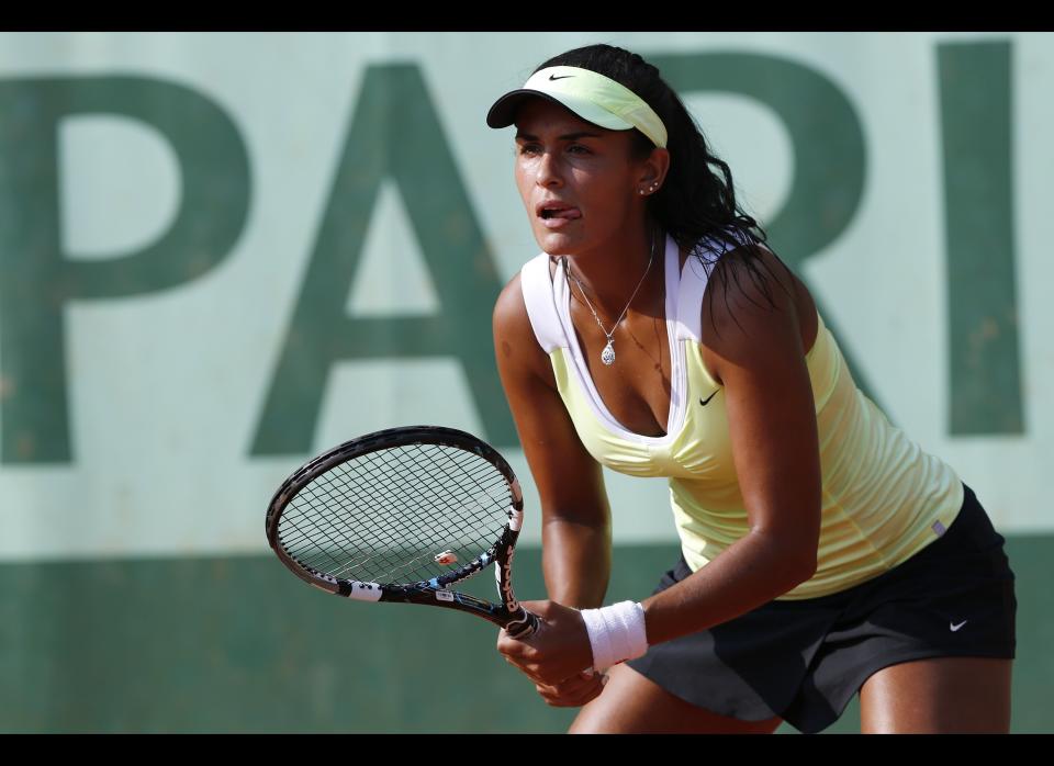 Canada's Heidi El Tabakh reacts during a match with Canada's Aleksandra Wozniak during their women's Singles 1st Round tennis match of the French Open in Paris.      (THOMAS COEX/AFP/GettyImages)