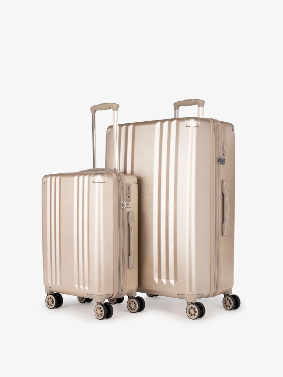 1) Ambeur 2-Piece Luggage Set