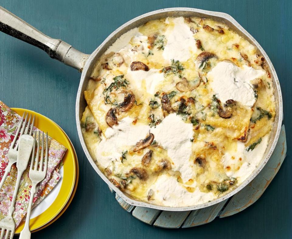 mushroom and kale skillet lasagna with white cheese