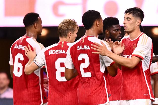 Leandro Trossard at the double as Gunners down Barcelona in Los Angeles