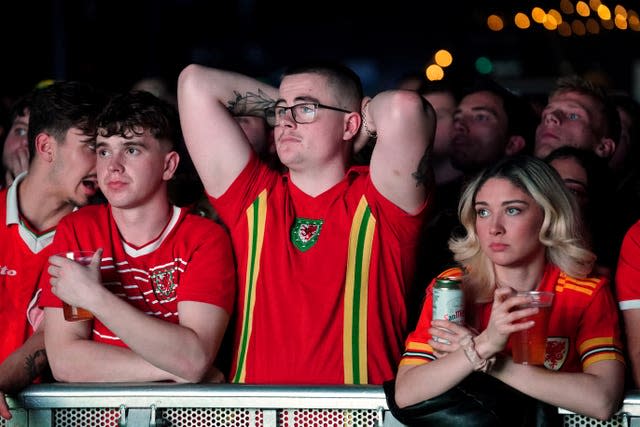 Fans watch Wales v England – FIFA World Cup 2022