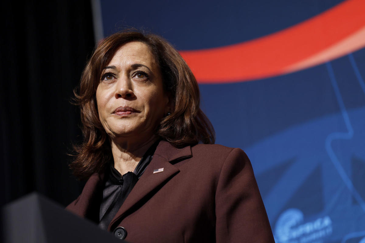 Pressure Mounts on Biden as Harris Gains Momentum